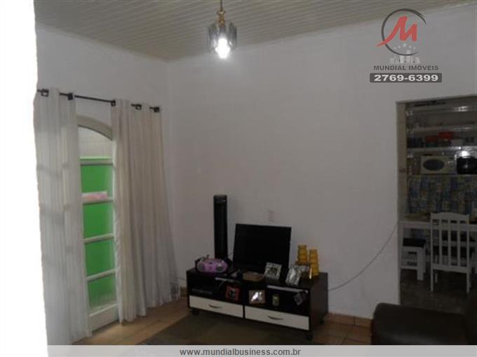 Casa à venda com 2 quartos, 180m² - Foto 11