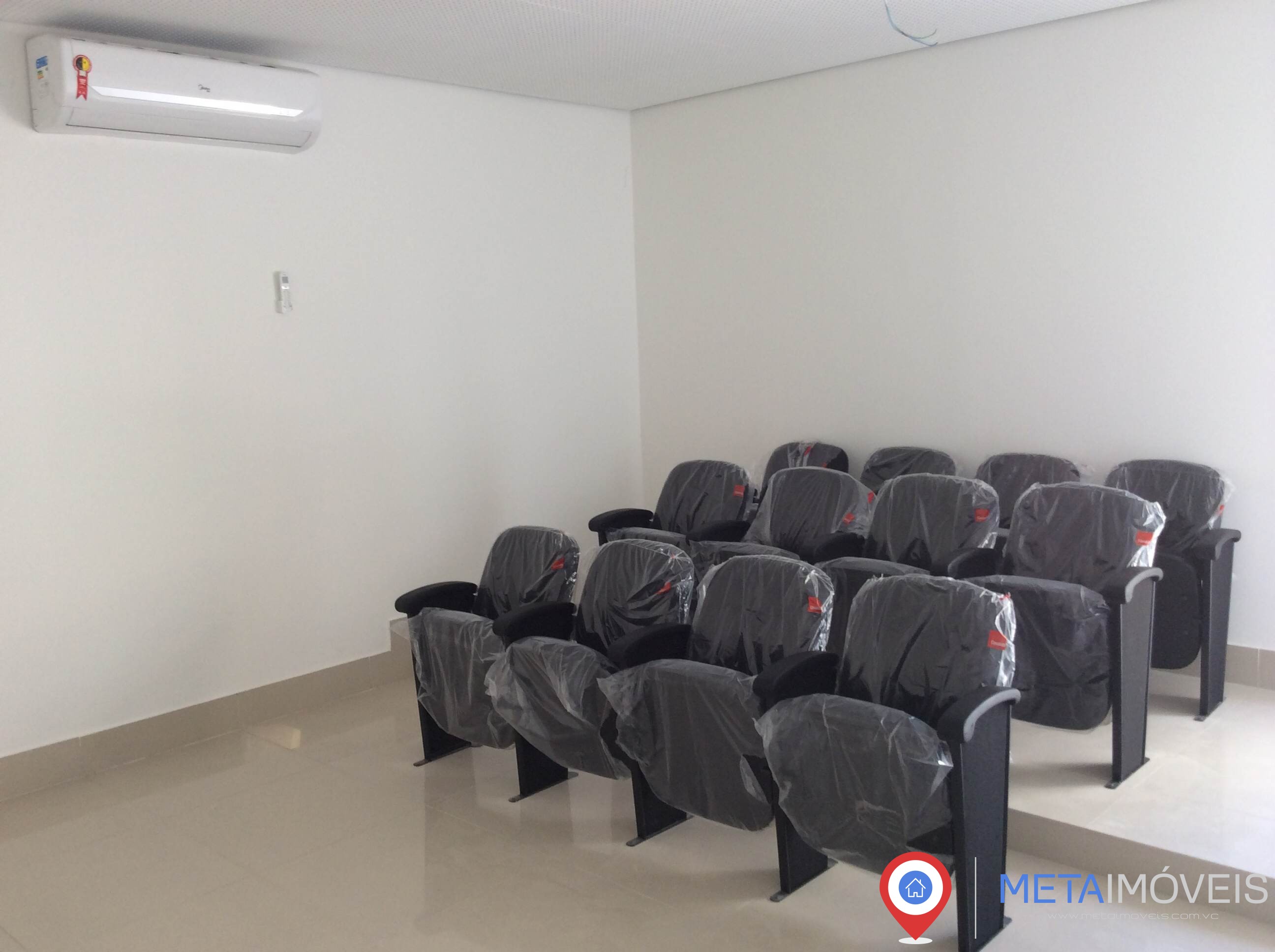 Apartamento para alugar com 2 quartos, 62m² - Foto 12
