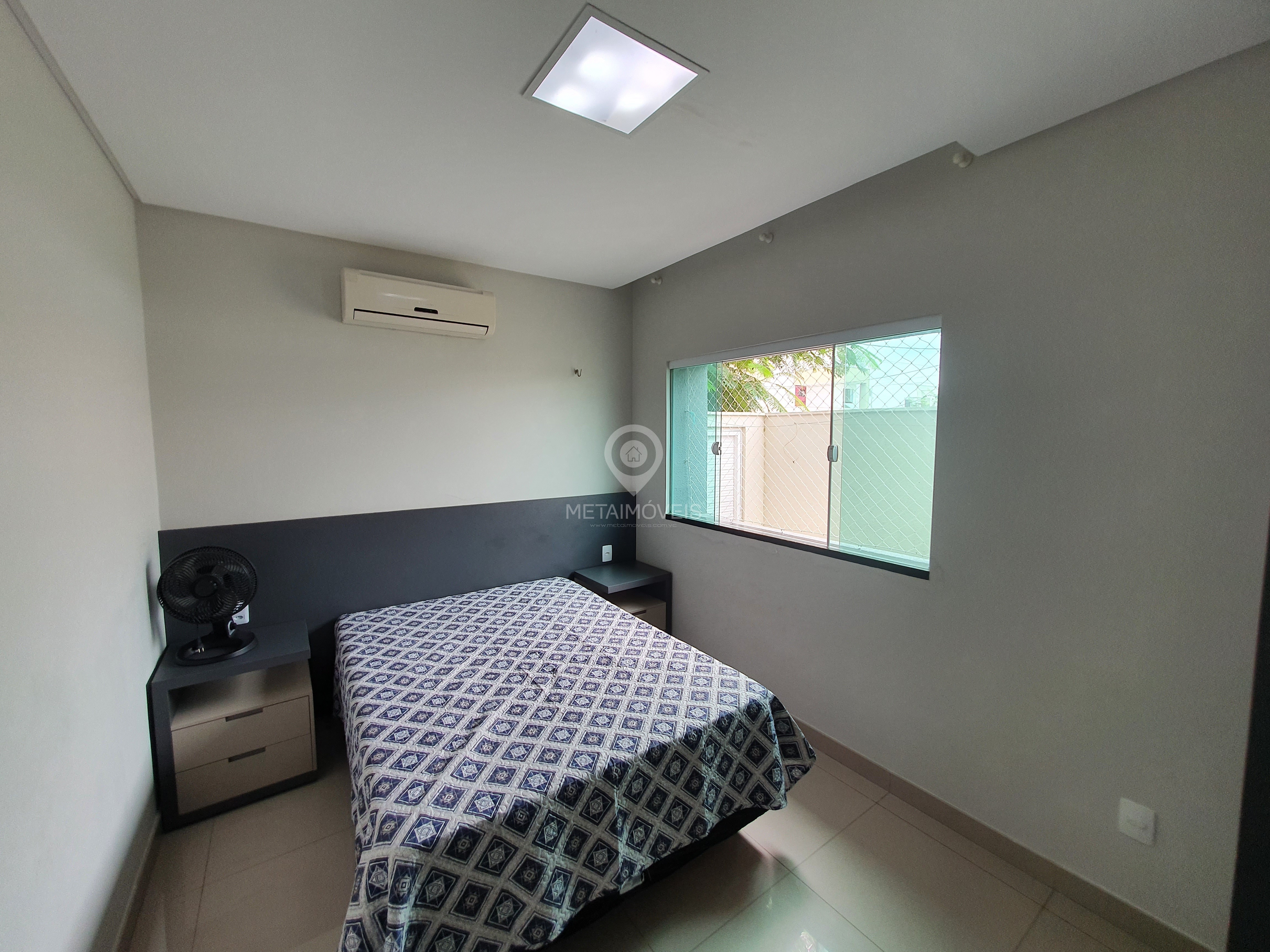 Casa de Condomínio para alugar com 4 quartos, 247m² - Foto 12