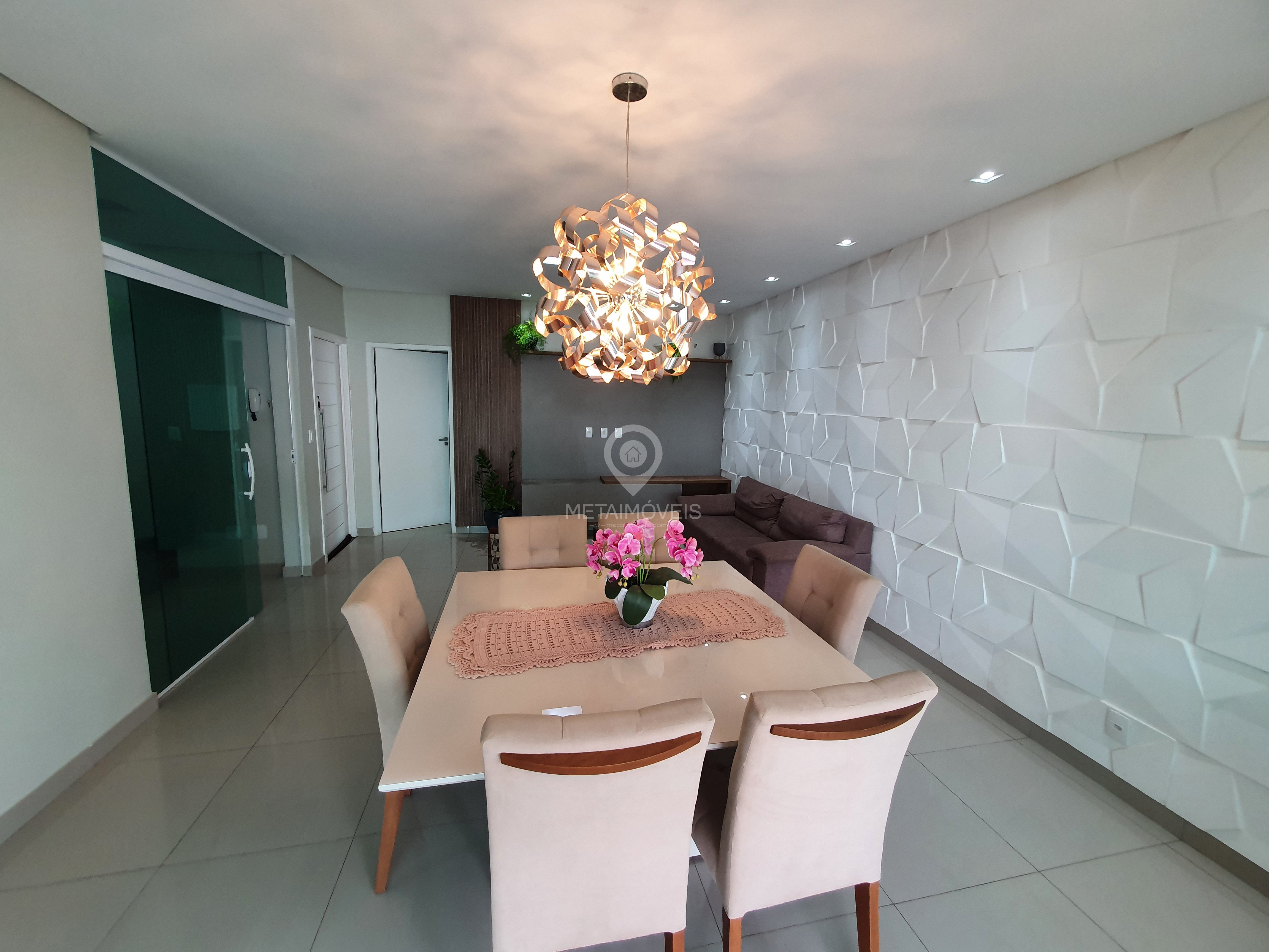 Casa de Condomínio para alugar com 4 quartos, 247m² - Foto 3