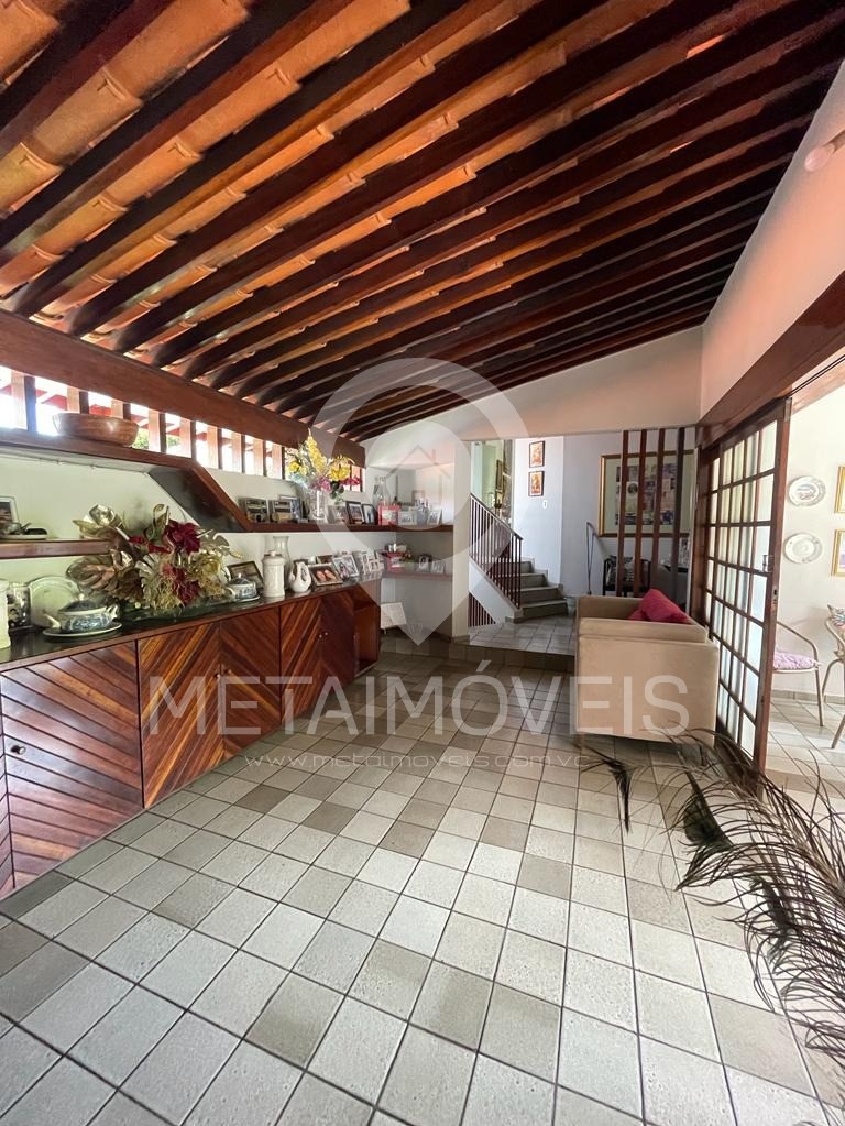 Casa à venda com 4 quartos, 1000m² - Foto 12