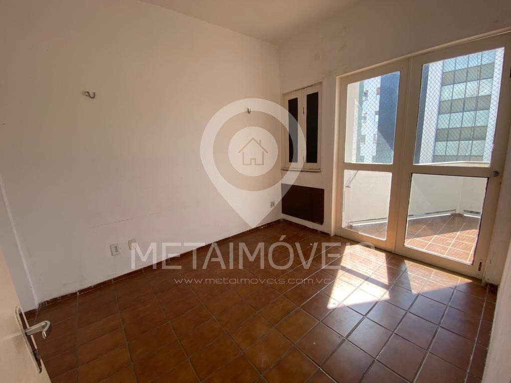 Apartamento à venda com 3 quartos, 155m² - Foto 18