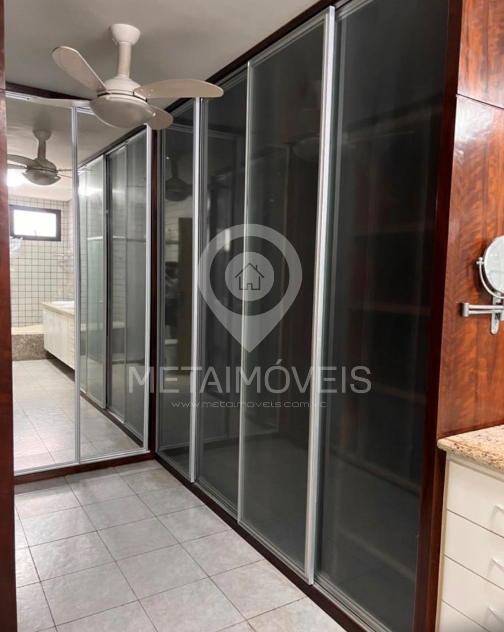 Apartamento à venda com 3 quartos, 238m² - Foto 7