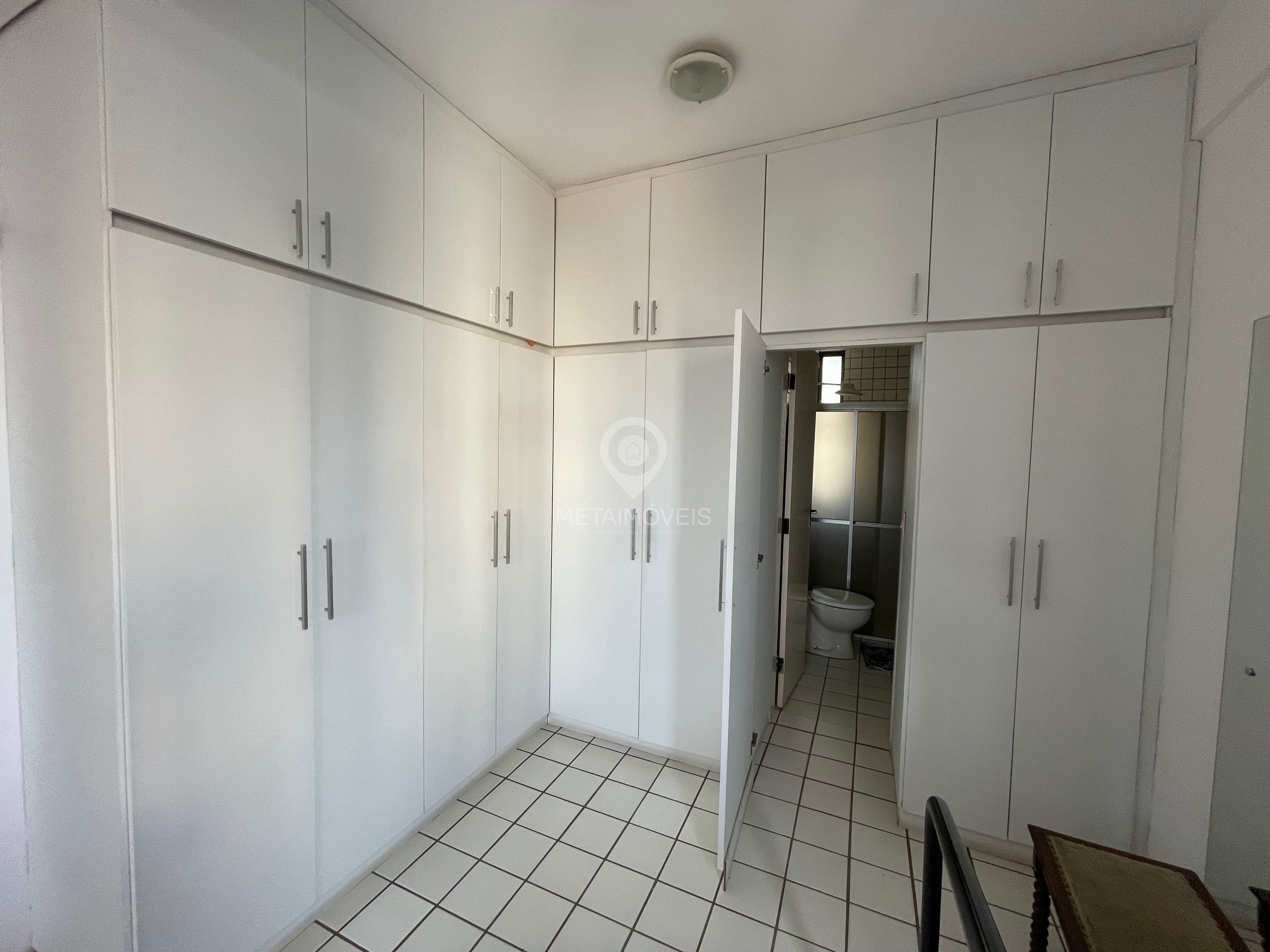 Apartamento à venda com 4 quartos, 137m² - Foto 17