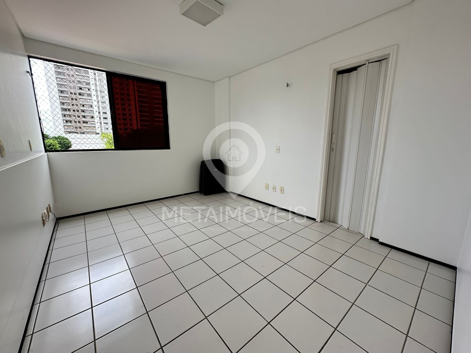 Apartamento à venda com 4 quartos, 119m² - Foto 17