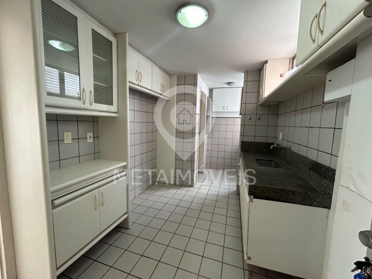 Apartamento à venda com 2 quartos, 97m² - Foto 13