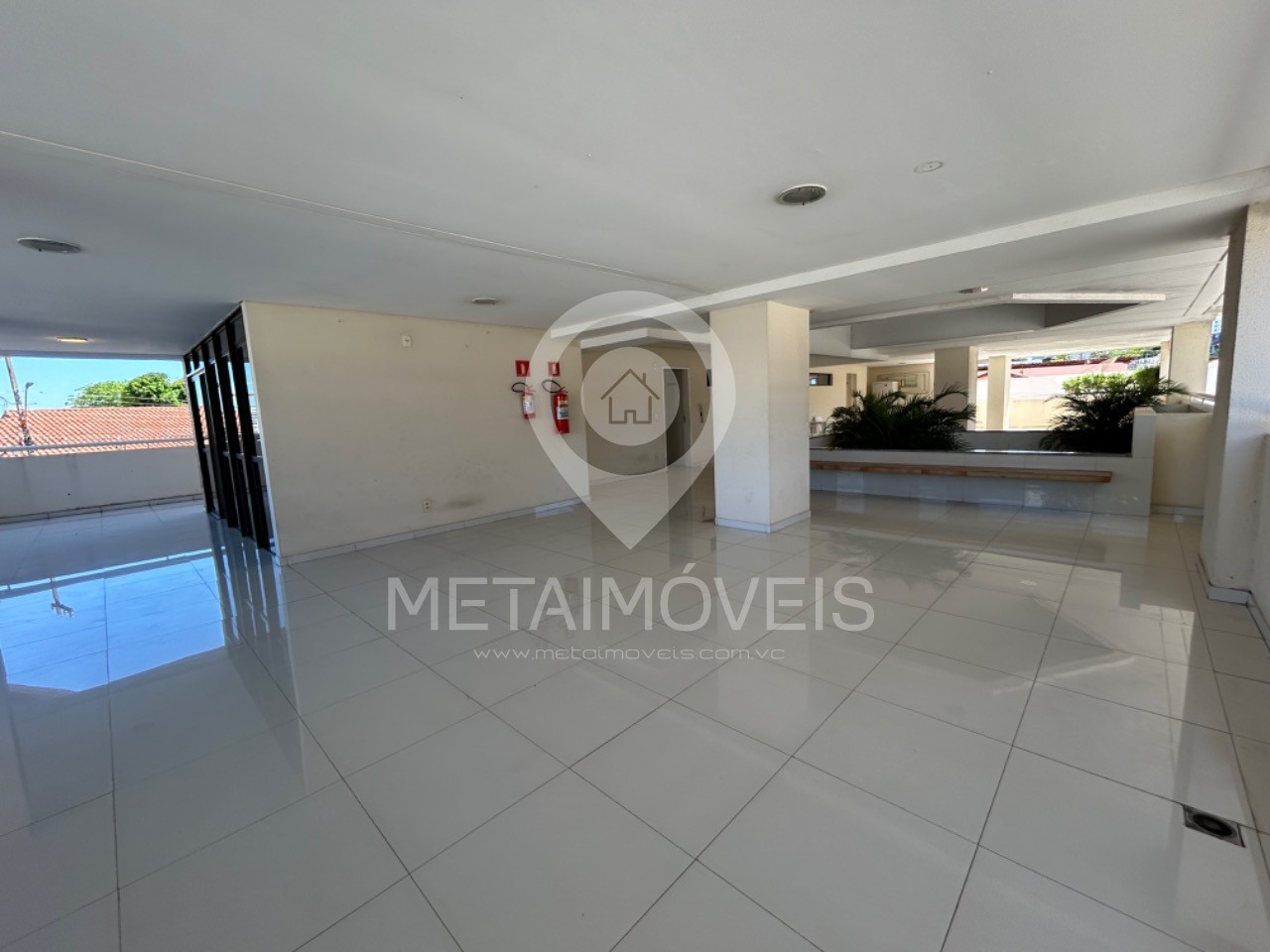 Apartamento à venda com 2 quartos, 97m² - Foto 10