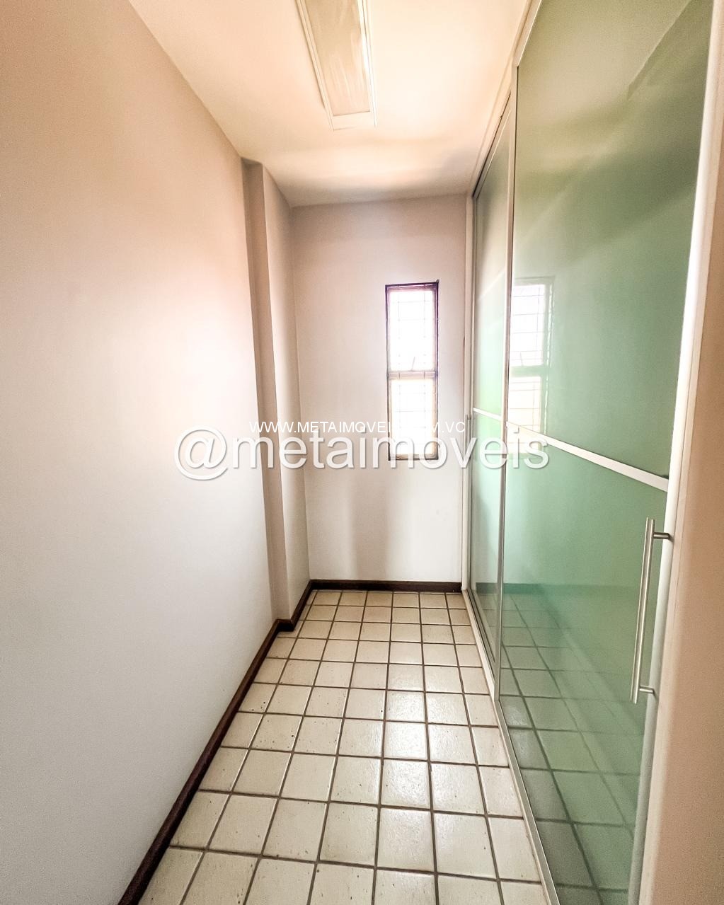 Apartamento à venda com 4 quartos, 205m² - Foto 18