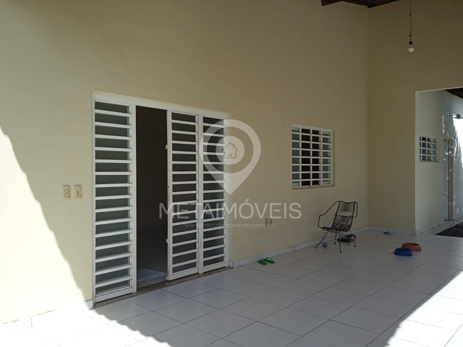 Casa à venda com 4 quartos, 600m² - Foto 1