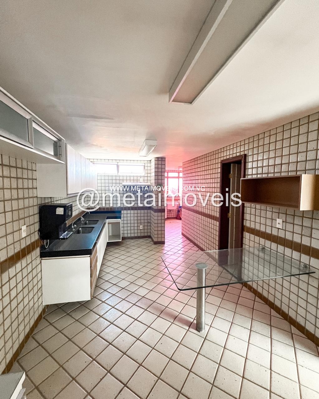 Apartamento à venda com 4 quartos, 205m² - Foto 8