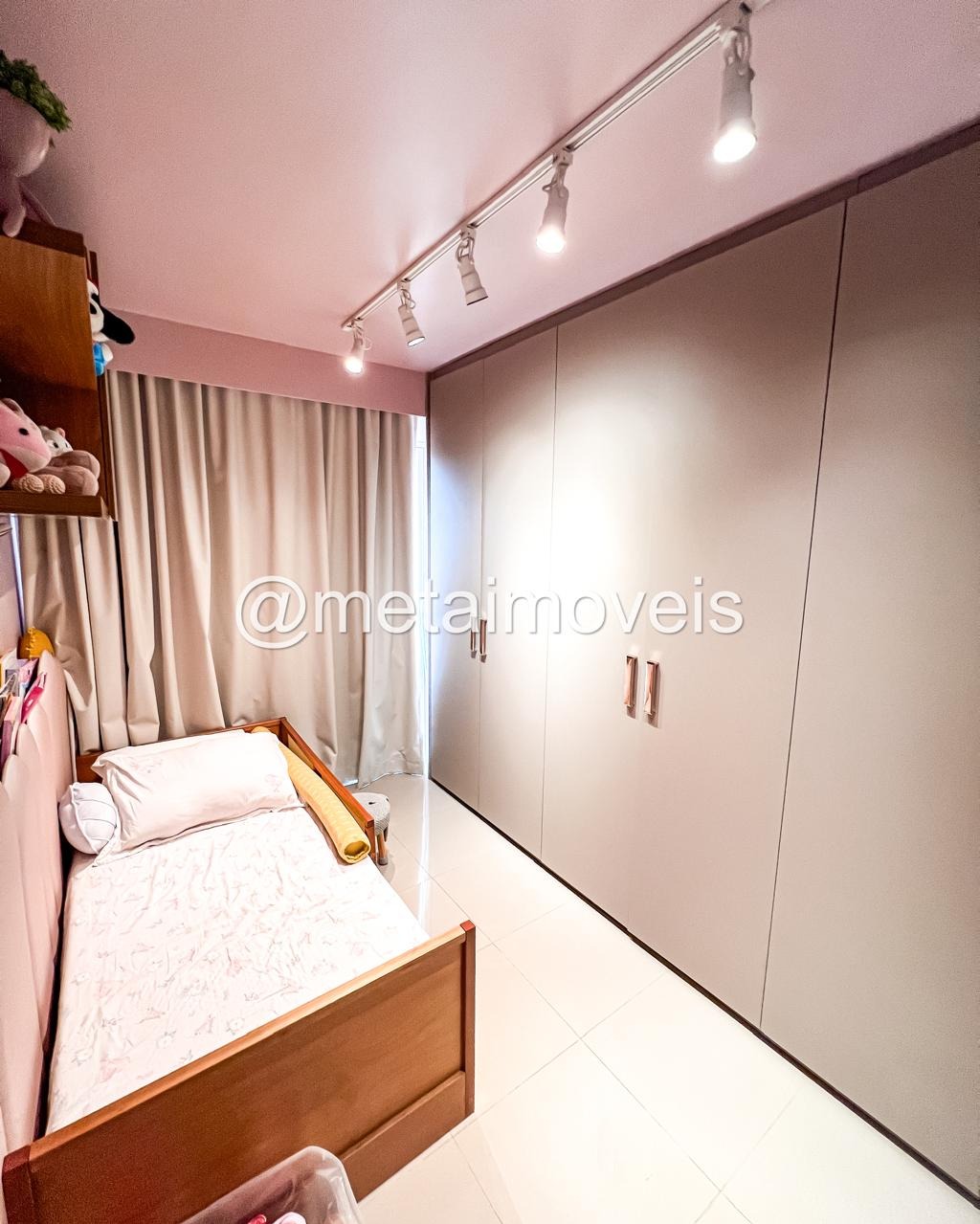 Apartamento à venda com 3 quartos, 128m² - Foto 19