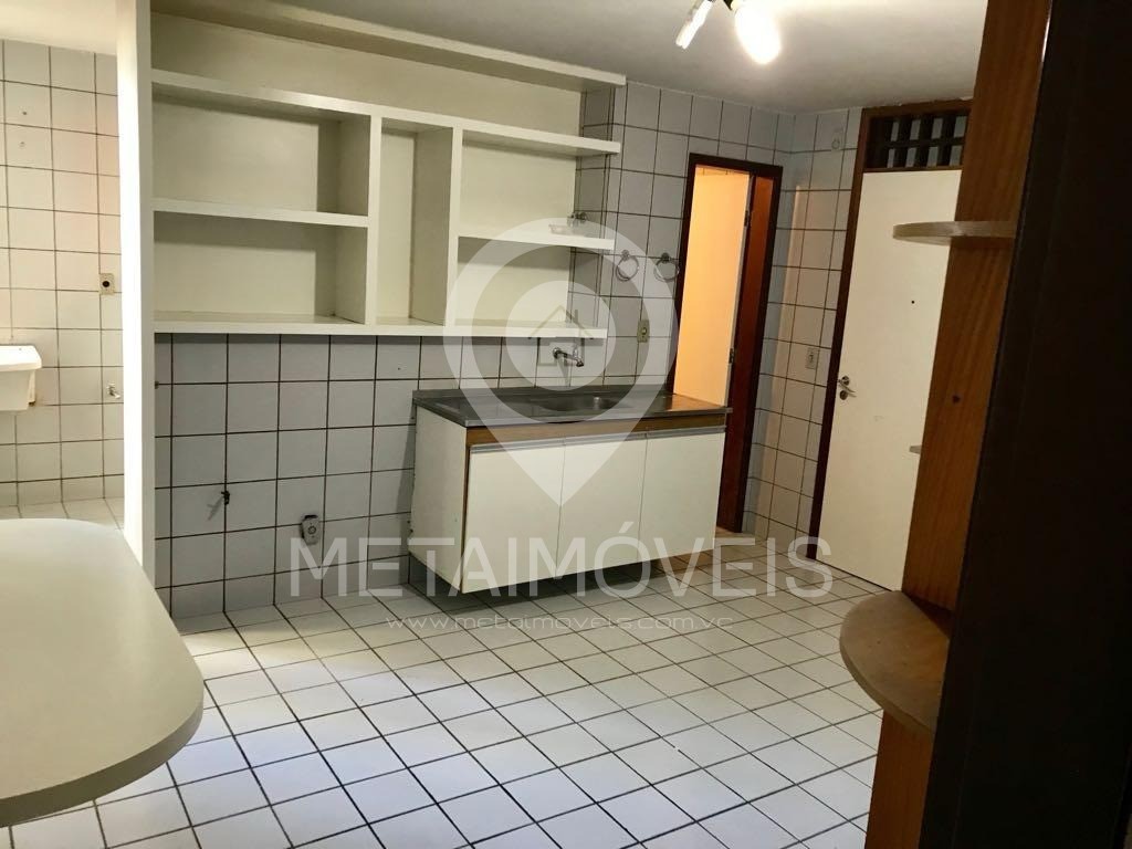 Apartamento à venda com 3 quartos, 128m² - Foto 8