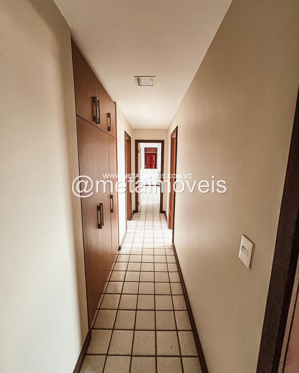 Apartamento à venda com 4 quartos, 205m² - Foto 9