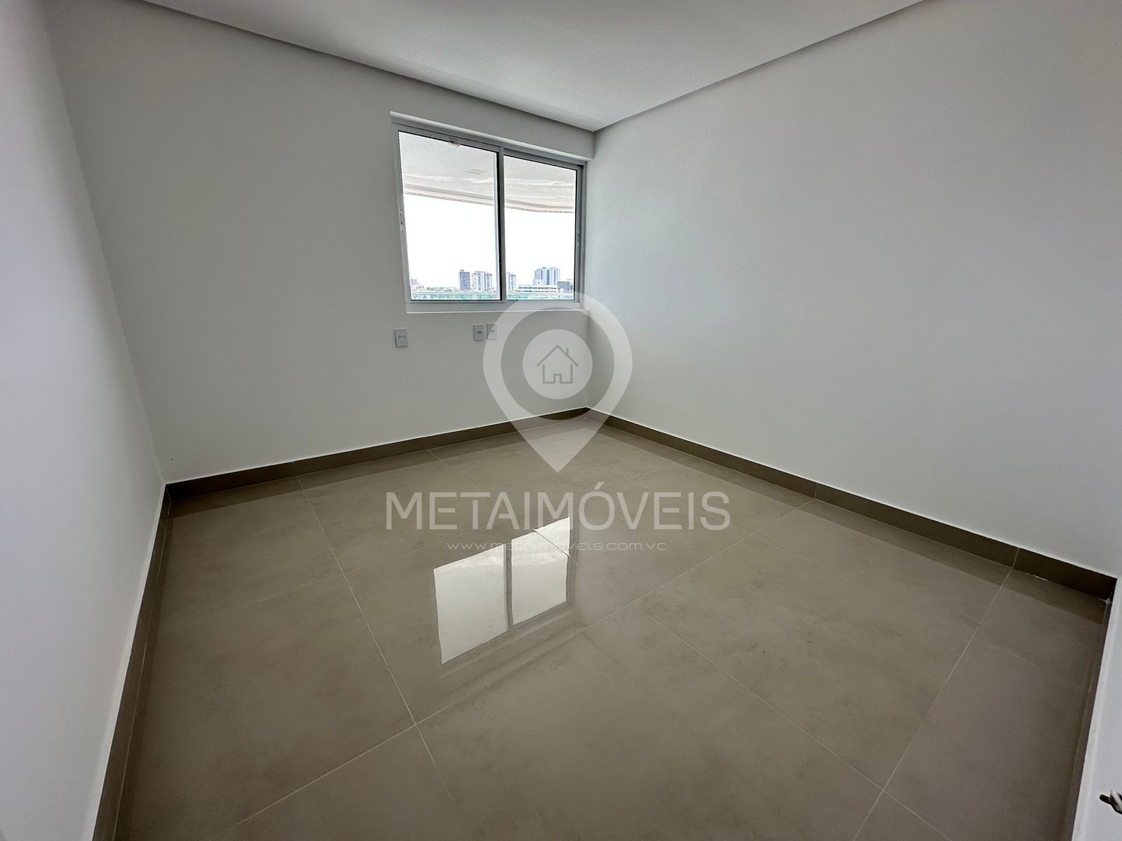 Apartamento à venda com 4 quartos, 170m² - Foto 13