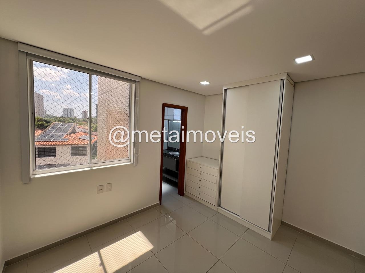 Apartamento à venda com 4 quartos, 130m² - Foto 8