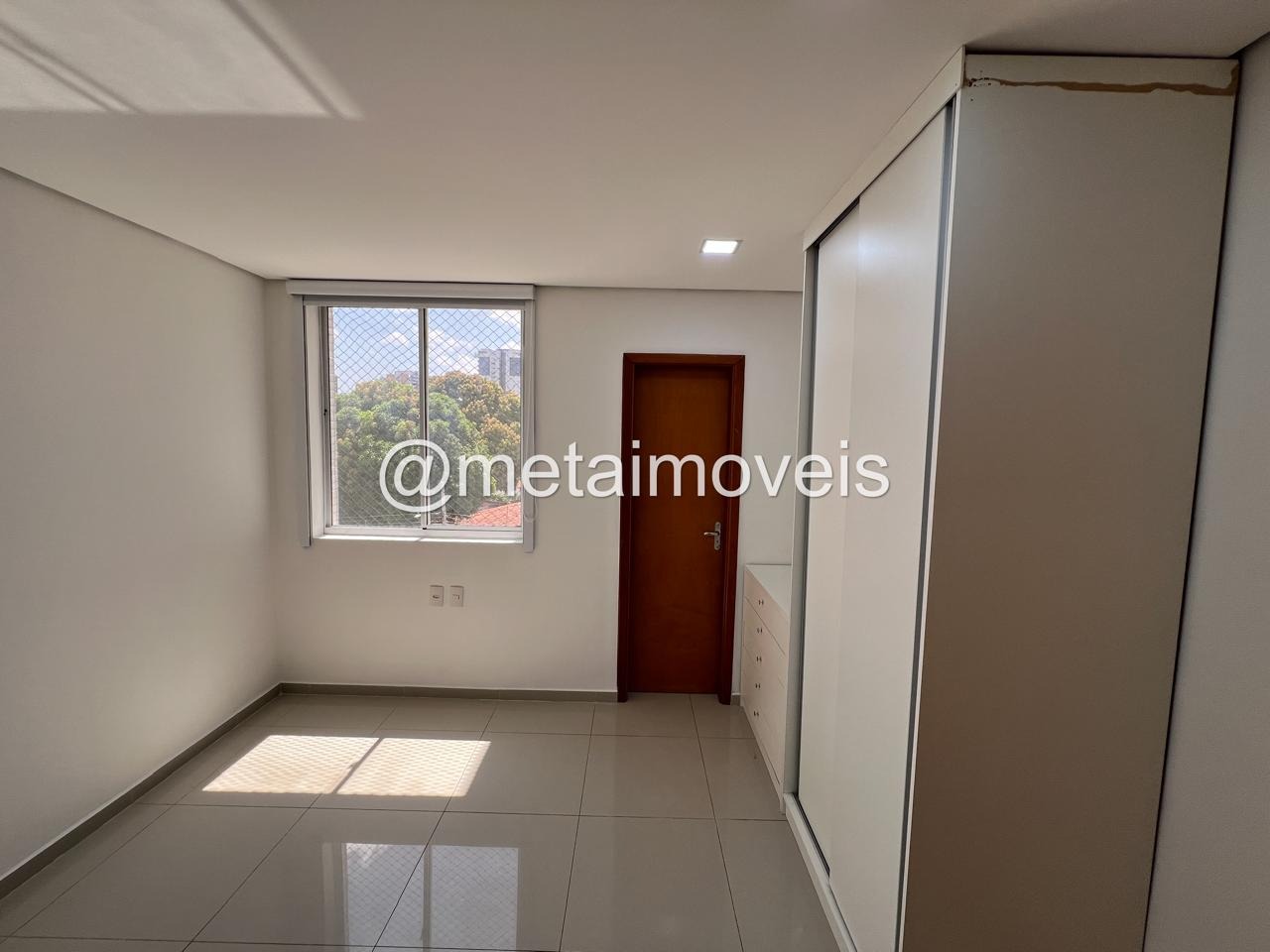 Apartamento à venda com 4 quartos, 130m² - Foto 5