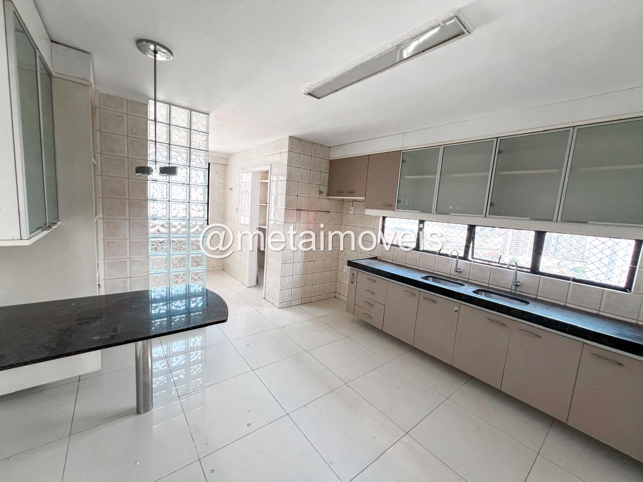 Apartamento à venda com 4 quartos, 197m² - Foto 19