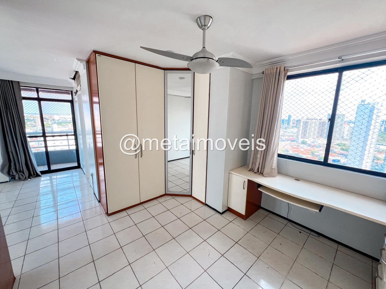 Apartamento à venda com 4 quartos, 197m² - Foto 24