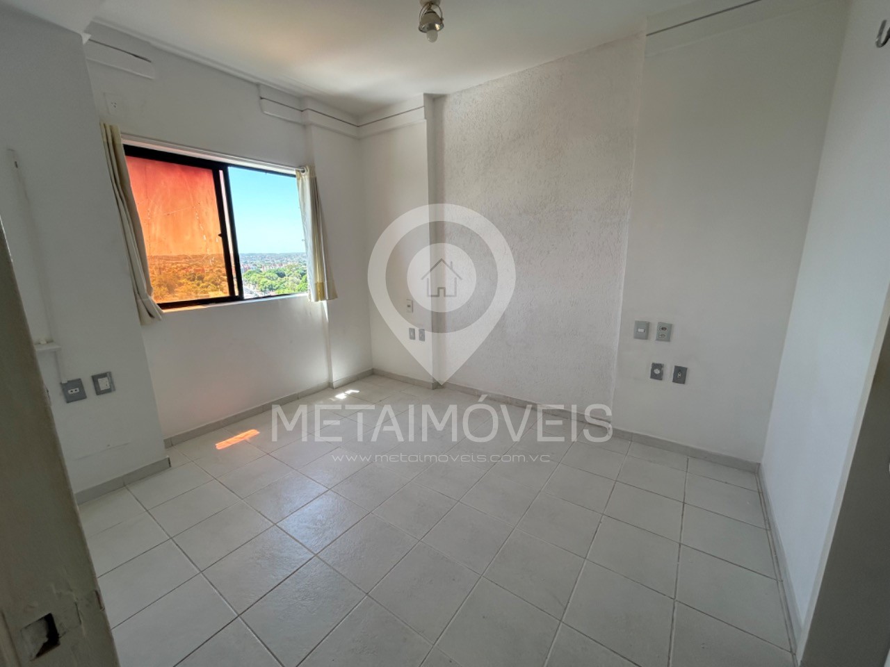 Apartamento à venda com 2 quartos, 70m² - Foto 21