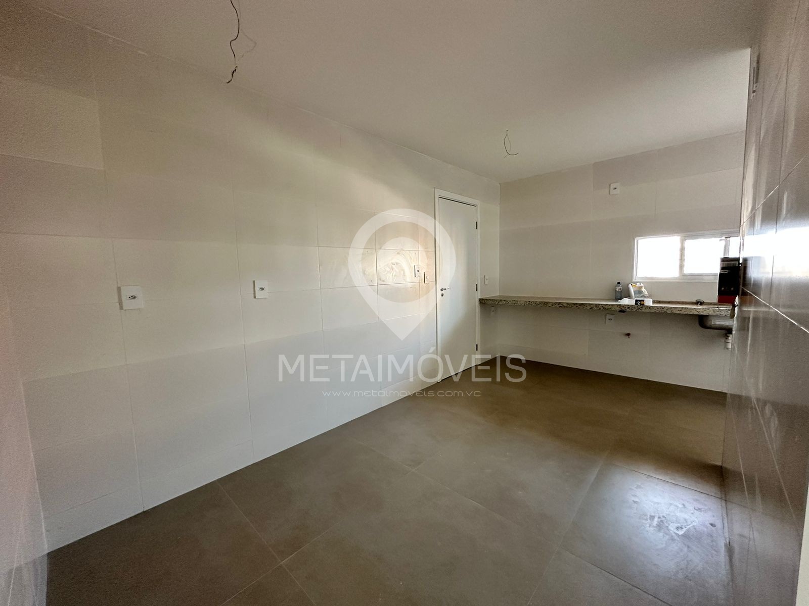 Apartamento à venda com 4 quartos, 170m² - Foto 7