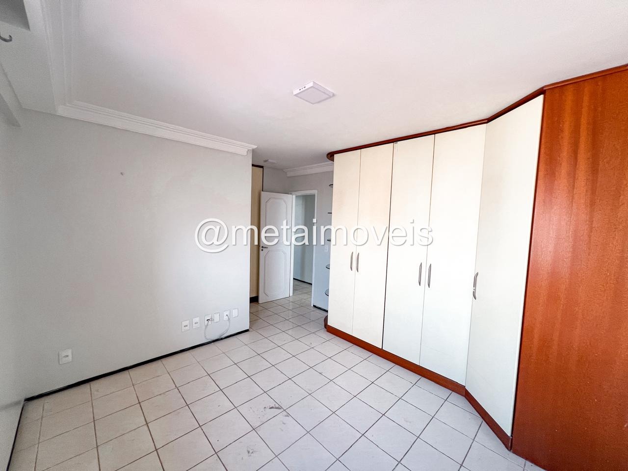 Apartamento à venda com 4 quartos, 197m² - Foto 26