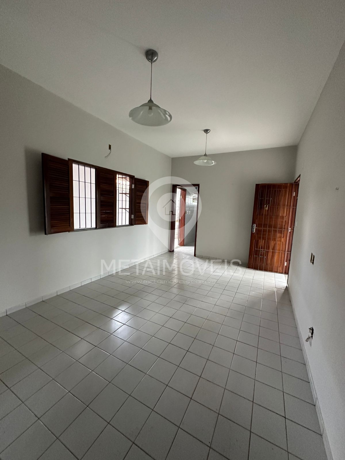 Casa à venda com 3 quartos, 220m² - Foto 12