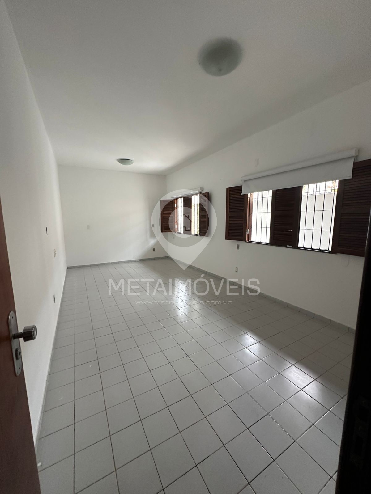 Casa à venda com 3 quartos, 220m² - Foto 31