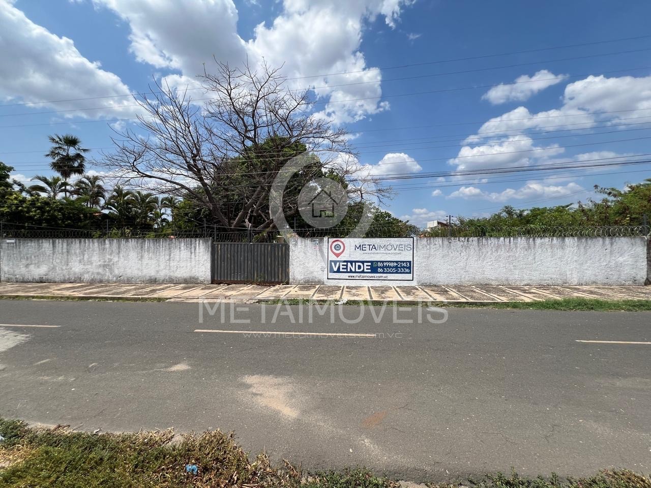 Loteamento e Condomínio à venda, 1374m² - Foto 1