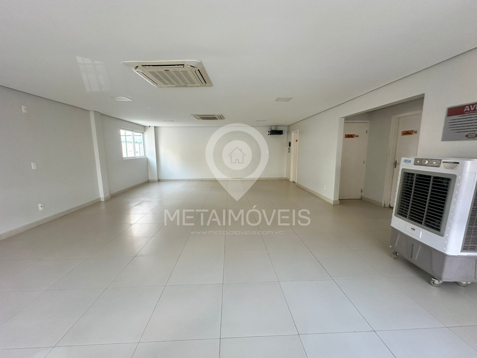 Apartamento à venda com 3 quartos, 77m² - Foto 11