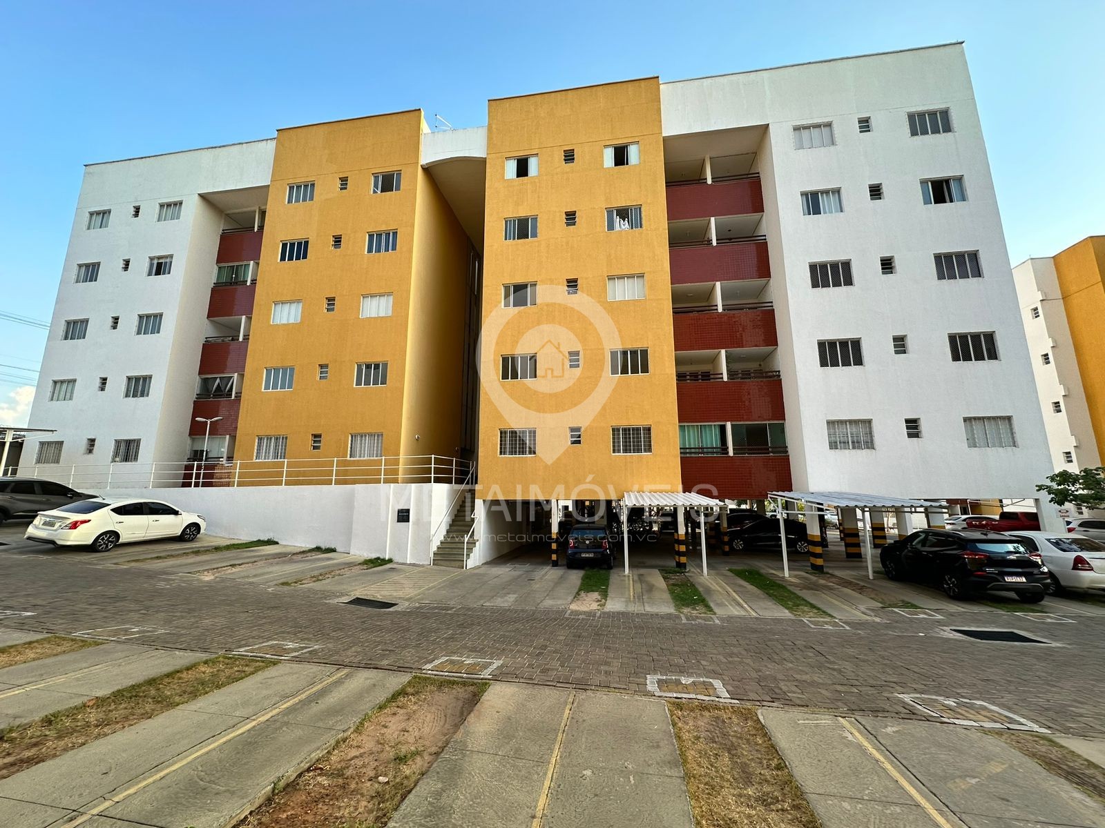 Apartamento à venda com 3 quartos, 77m² - Foto 4