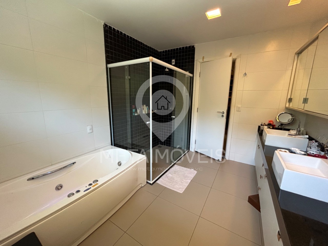 Casa de Condomínio à venda com 5 quartos, 360m² - Foto 40