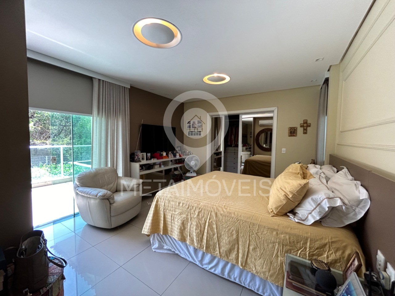 Casa de Condomínio à venda com 5 quartos, 360m² - Foto 34