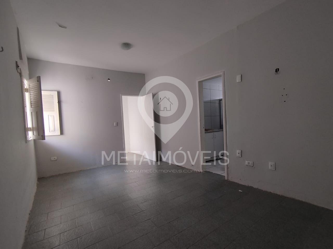 Casa para alugar com 3 quartos, 400m² - Foto 8