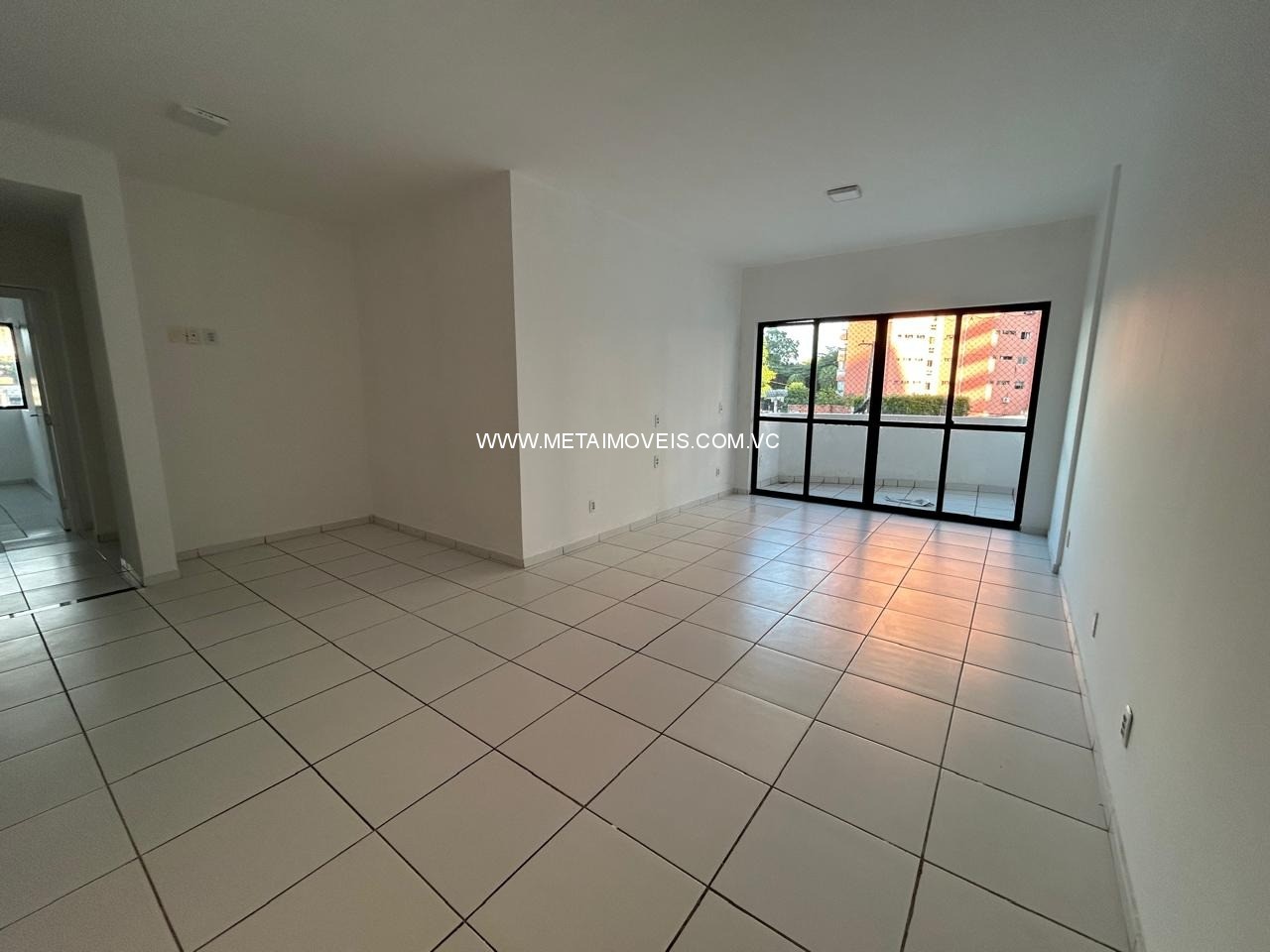 Apartamento à venda com 3 quartos, 125m² - Foto 6