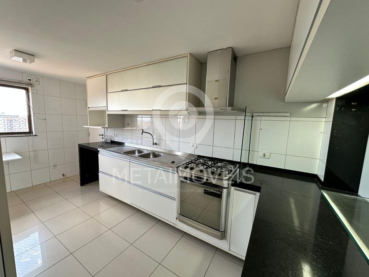 Apartamento à venda com 3 quartos, 174m² - Foto 22