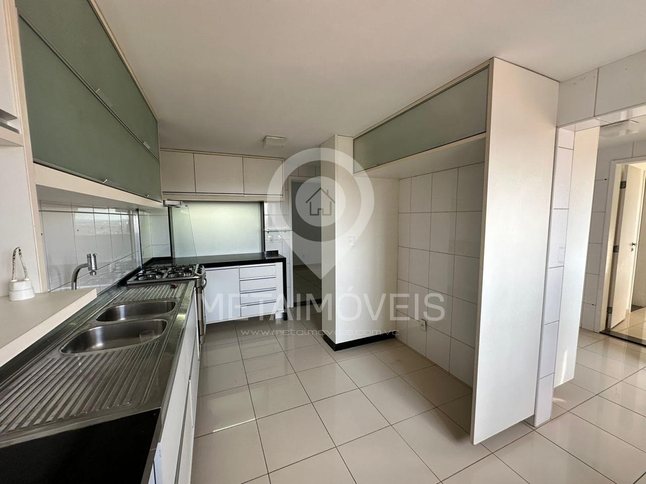 Apartamento à venda com 3 quartos, 174m² - Foto 23