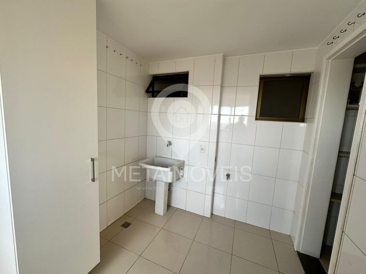 Apartamento à venda com 3 quartos, 174m² - Foto 25