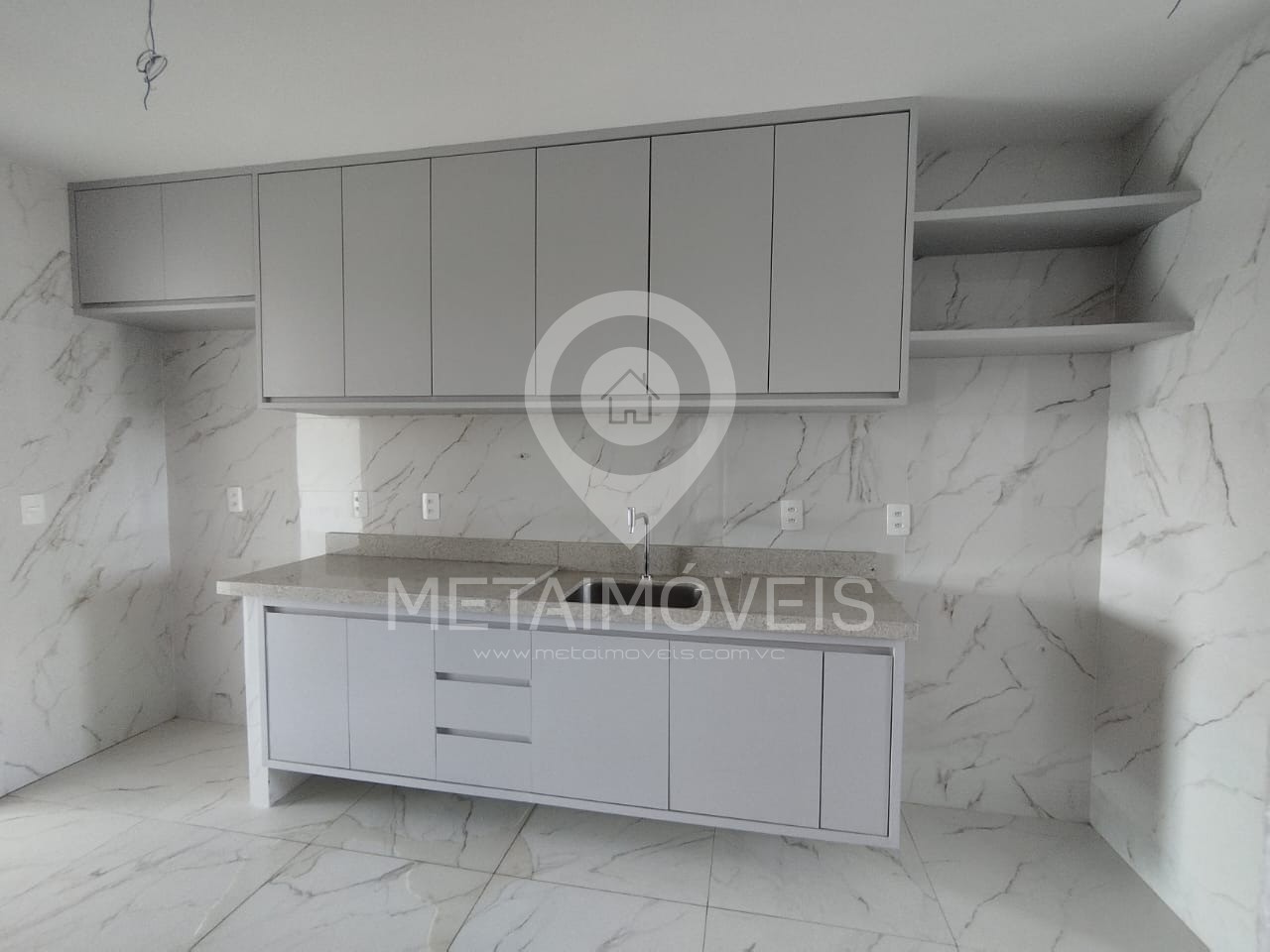 Apartamento para alugar com 3 quartos, 150m² - Foto 17