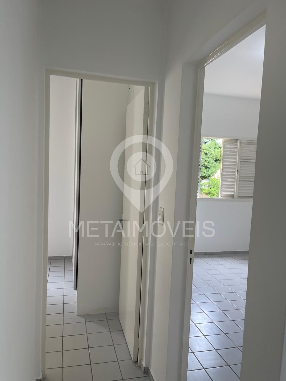 Apartamento à venda com 3 quartos, 85m² - Foto 4