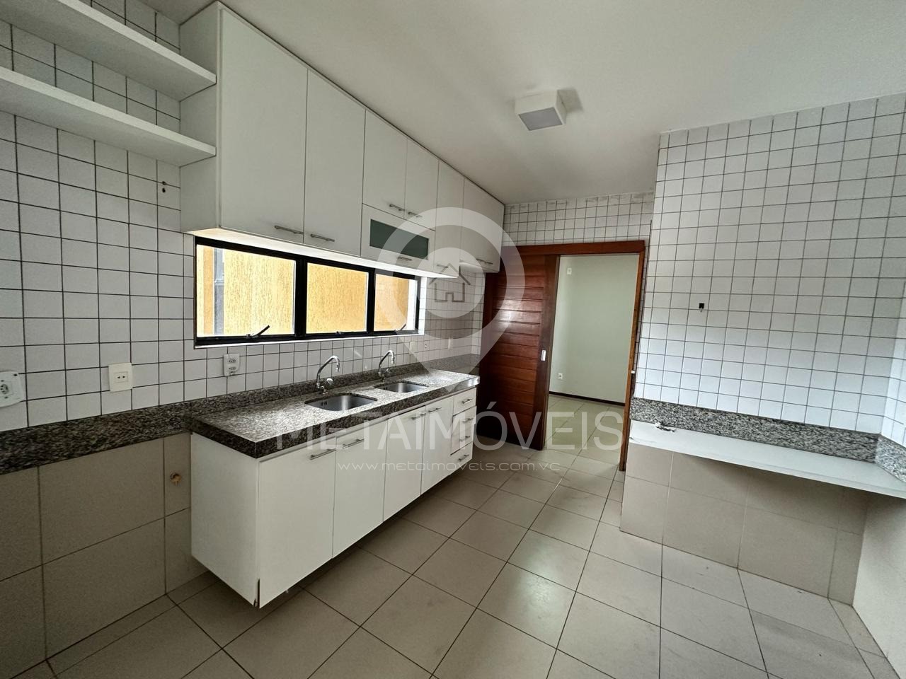 Apartamento à venda com 3 quartos, 134m² - Foto 17