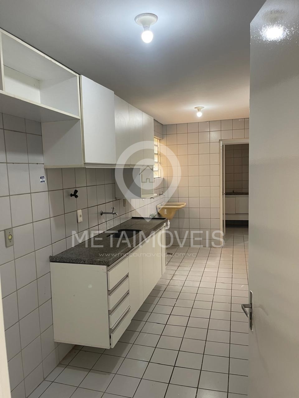 Apartamento à venda com 3 quartos, 85m² - Foto 14