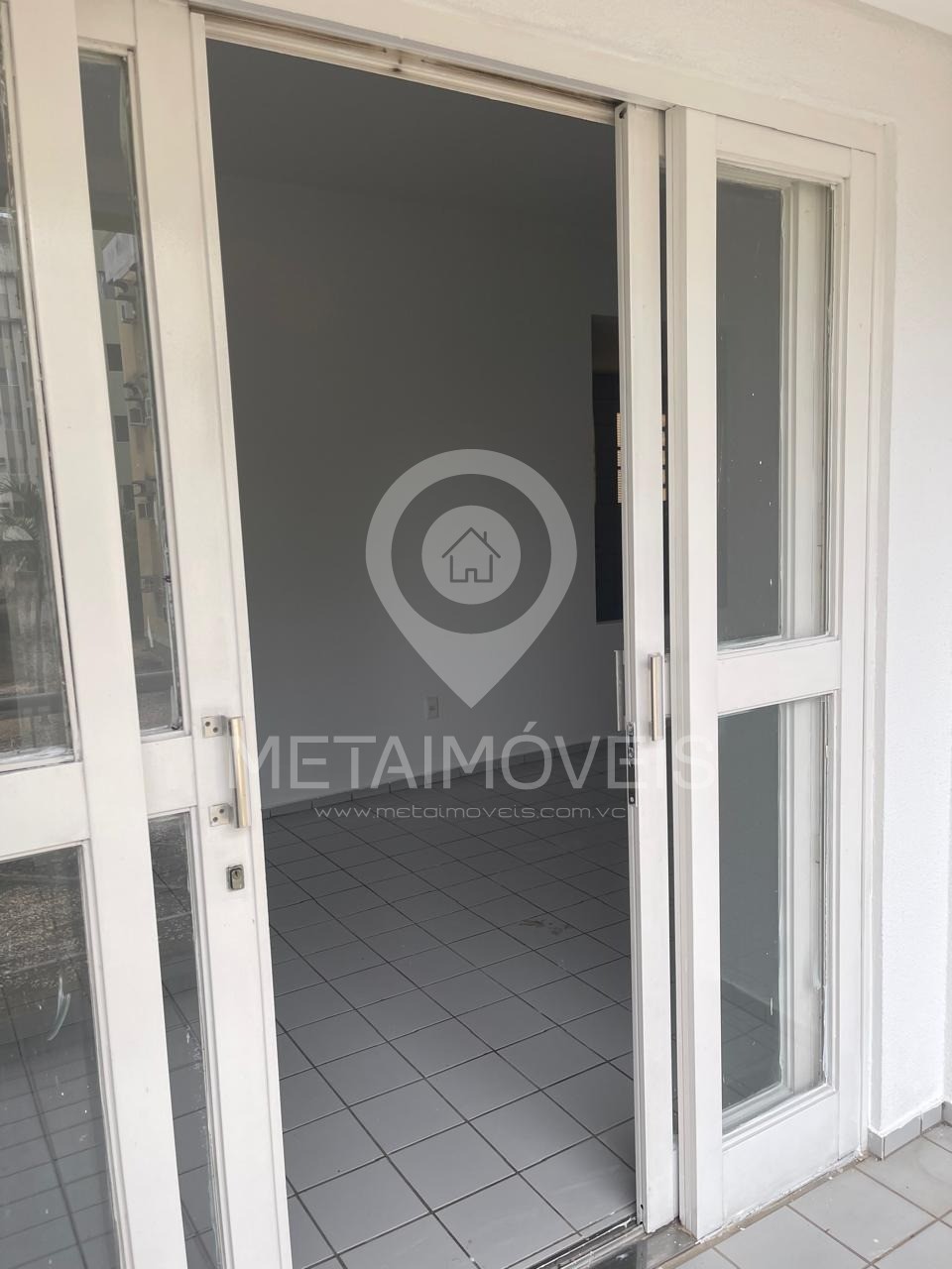 Apartamento à venda com 3 quartos, 85m² - Foto 11