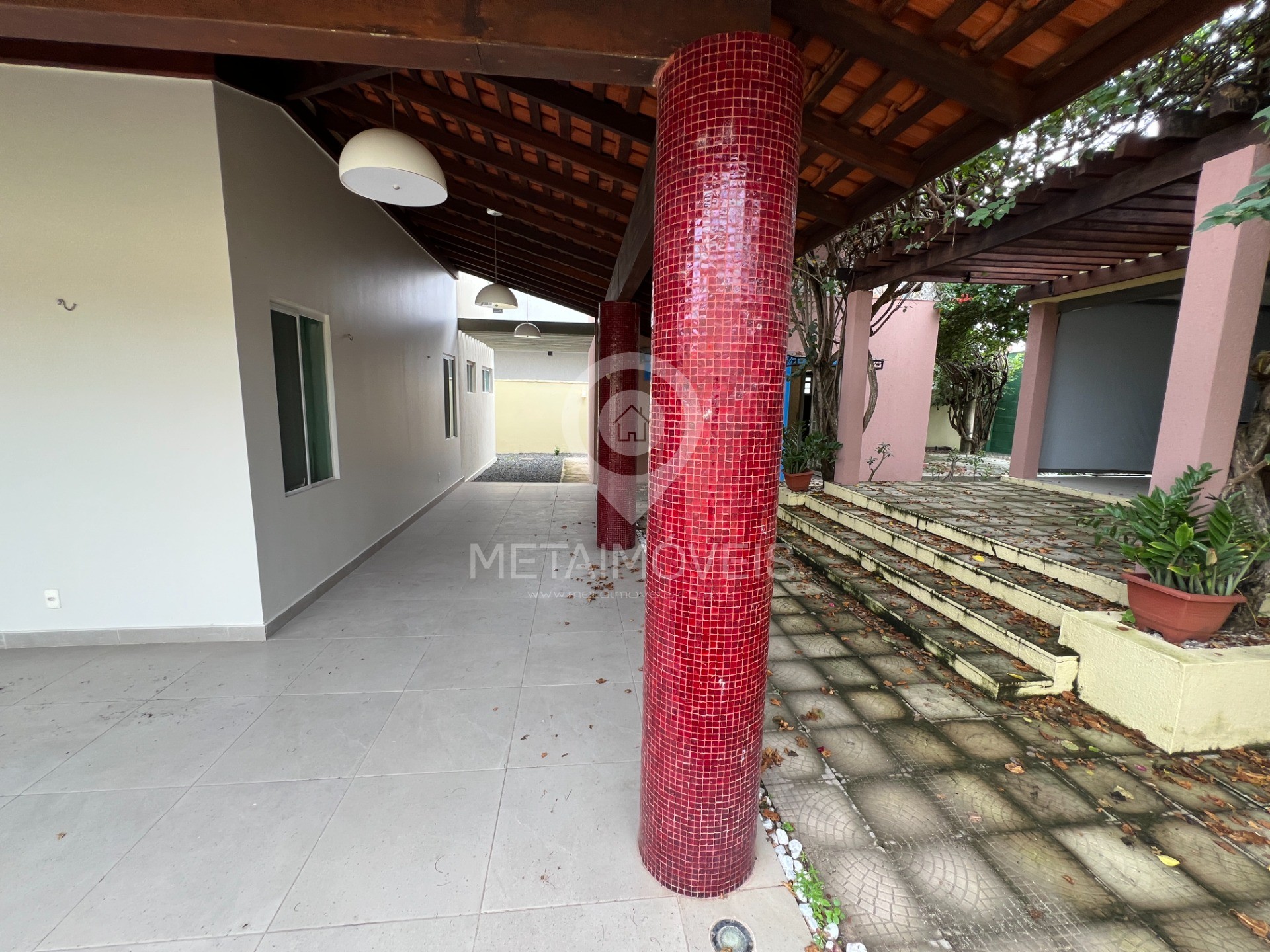 Casa de Condomínio para alugar com 5 quartos, 360m² - Foto 29