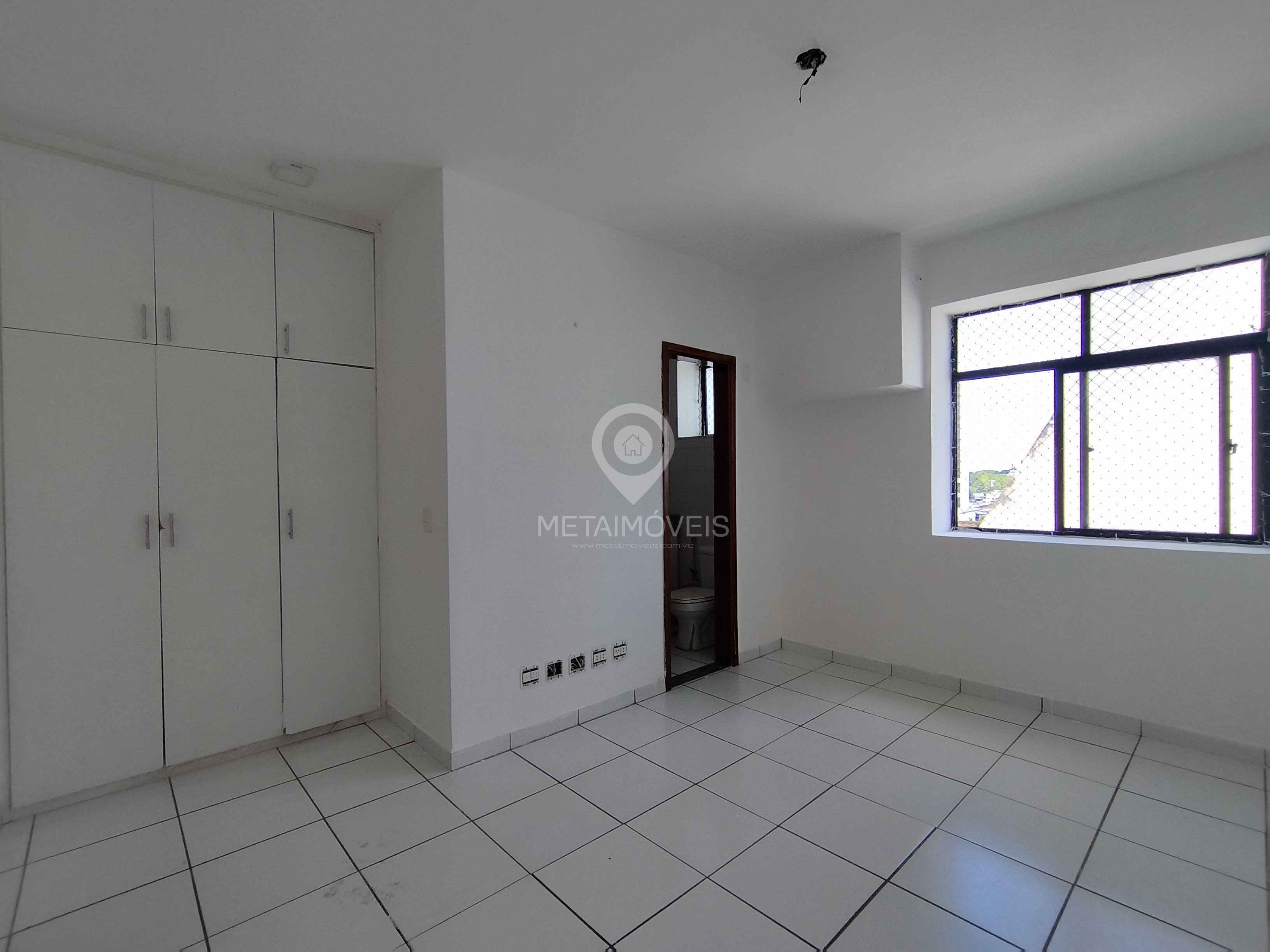 Apartamento para alugar com 3 quartos, 170m² - Foto 14
