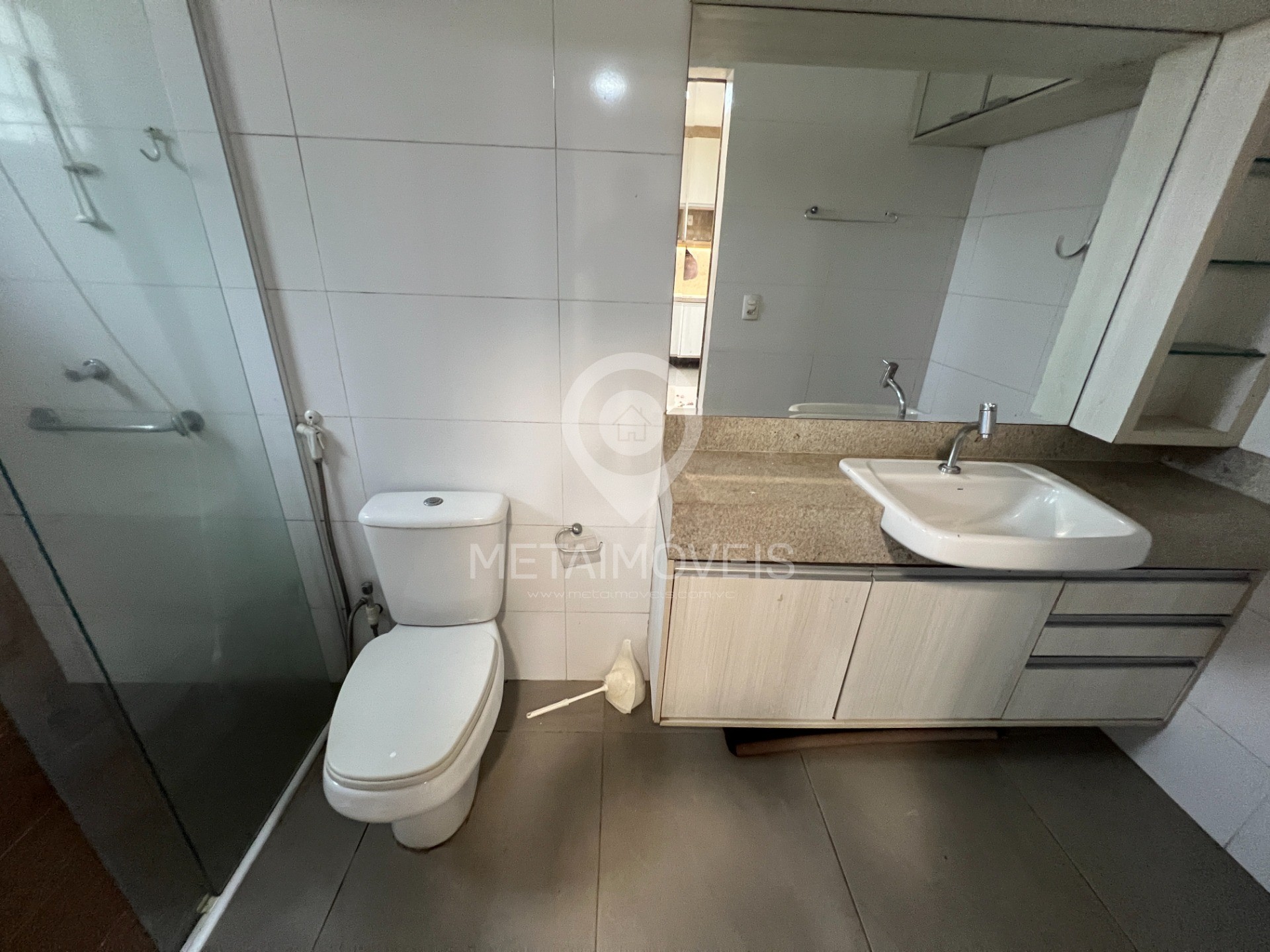 Casa de Condomínio para alugar com 5 quartos, 360m² - Foto 30
