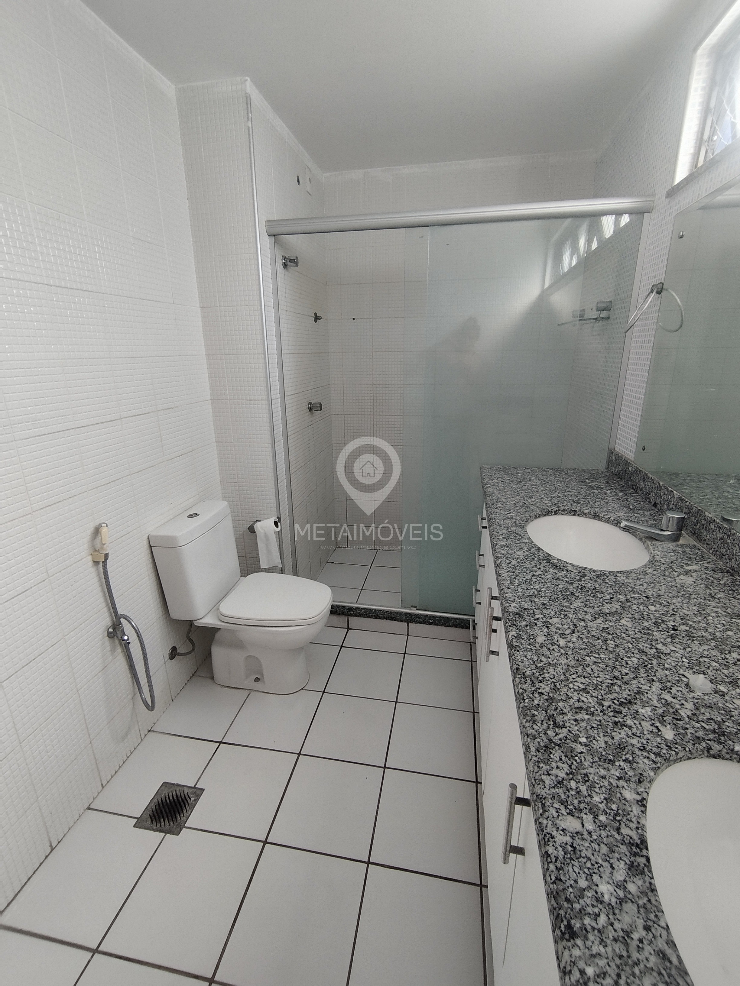 Apartamento para alugar com 3 quartos, 170m² - Foto 18