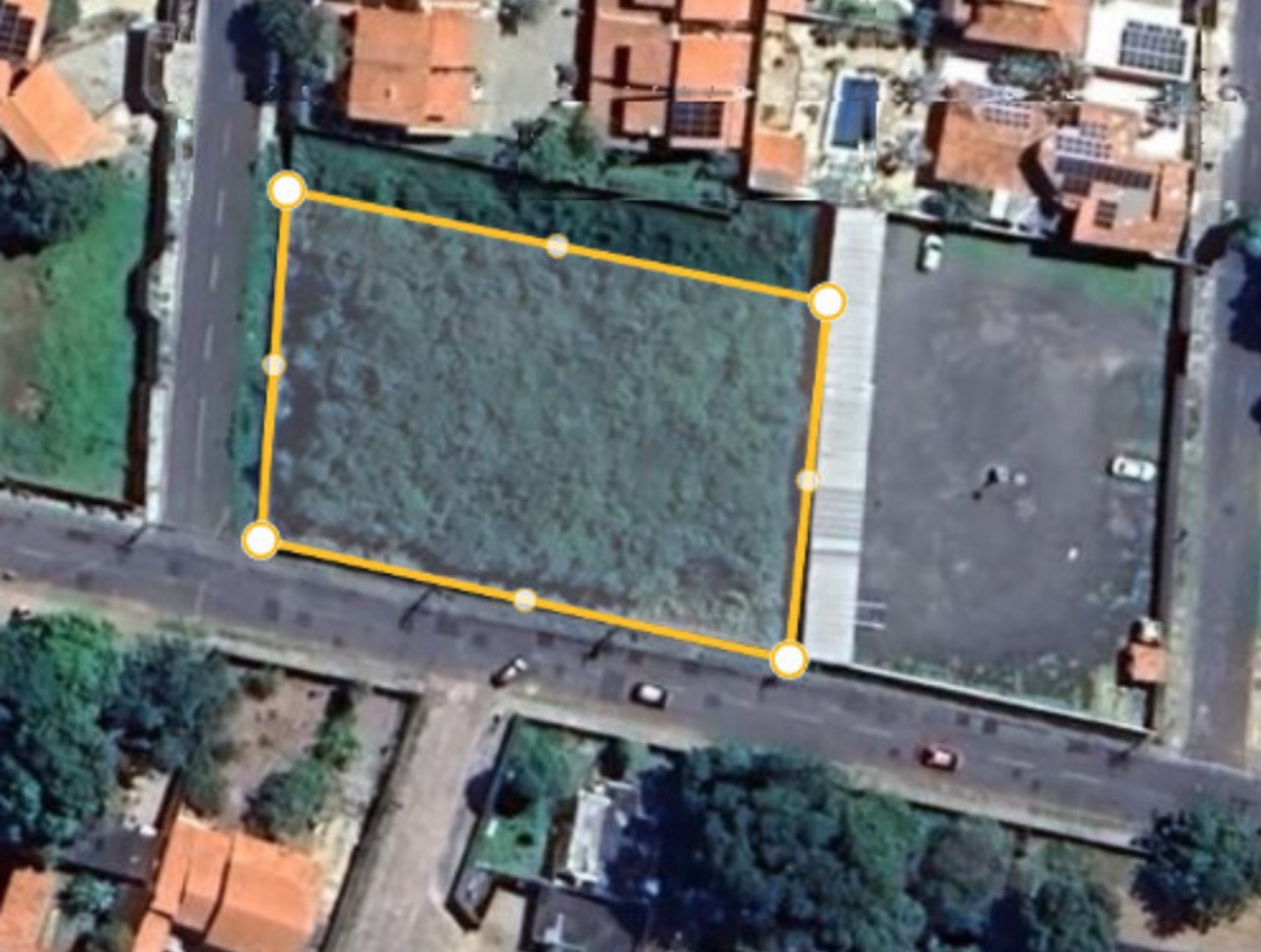 Terreno à venda, 2400m² - Foto 1