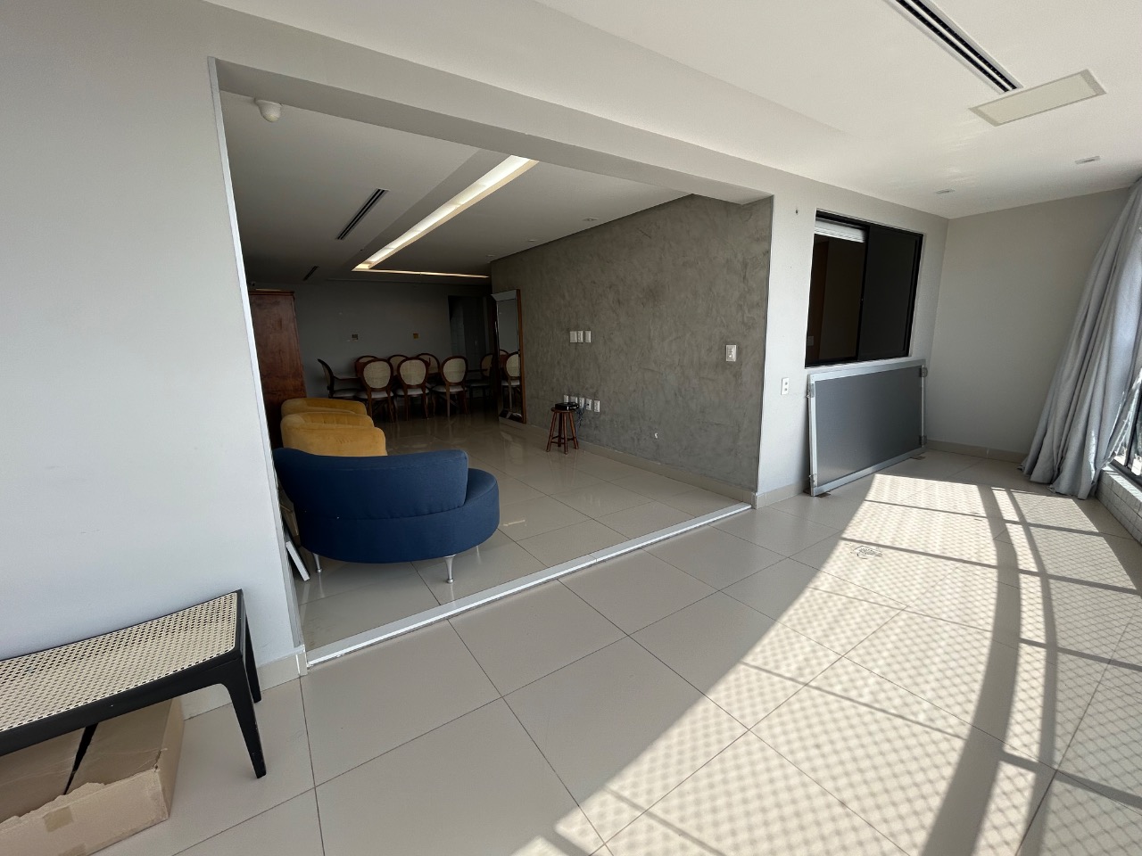 Apartamento à venda com 3 quartos, 140m² - Foto 4