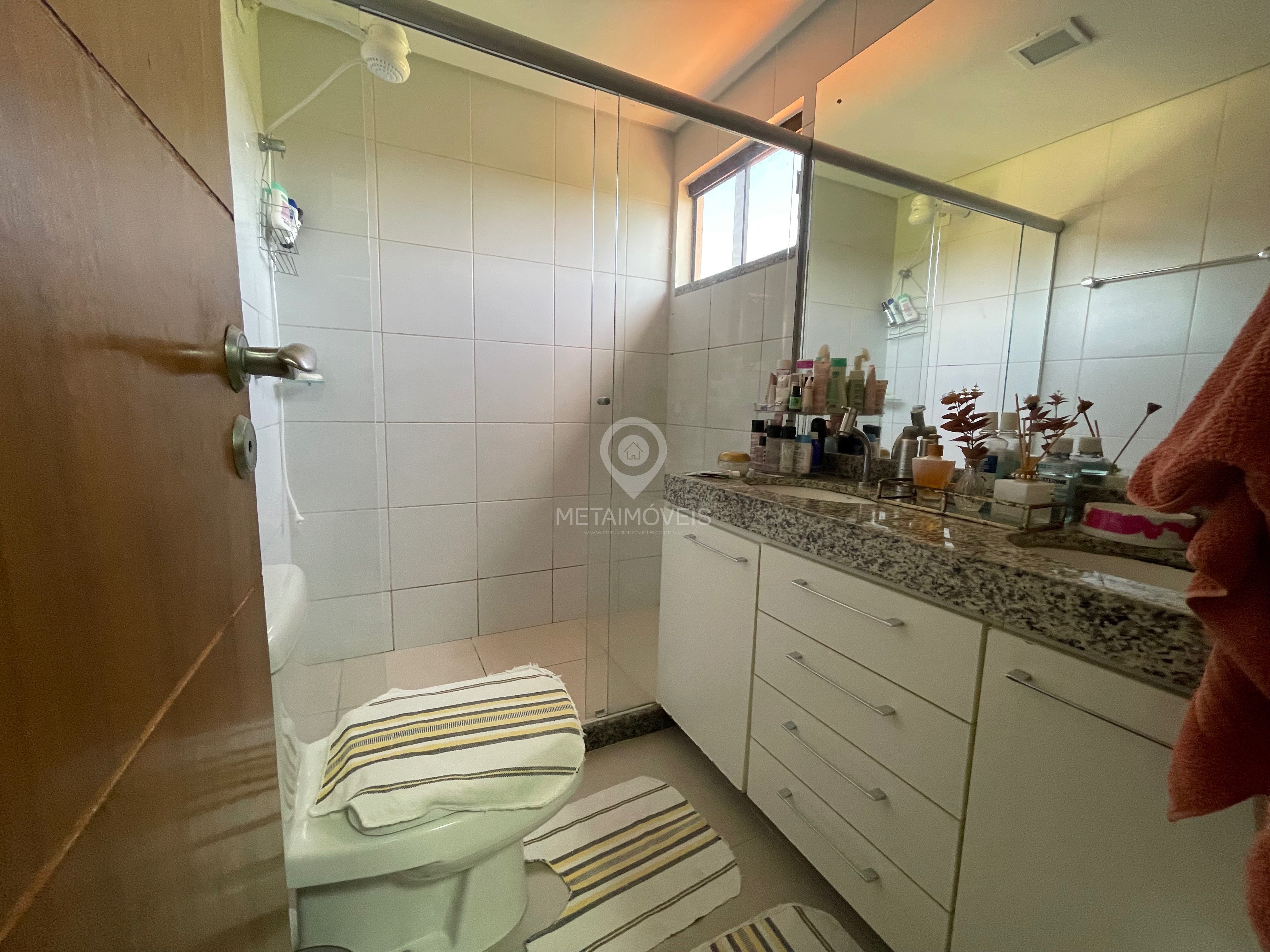 Casa de Condomínio à venda com 4 quartos, 228m² - Foto 13
