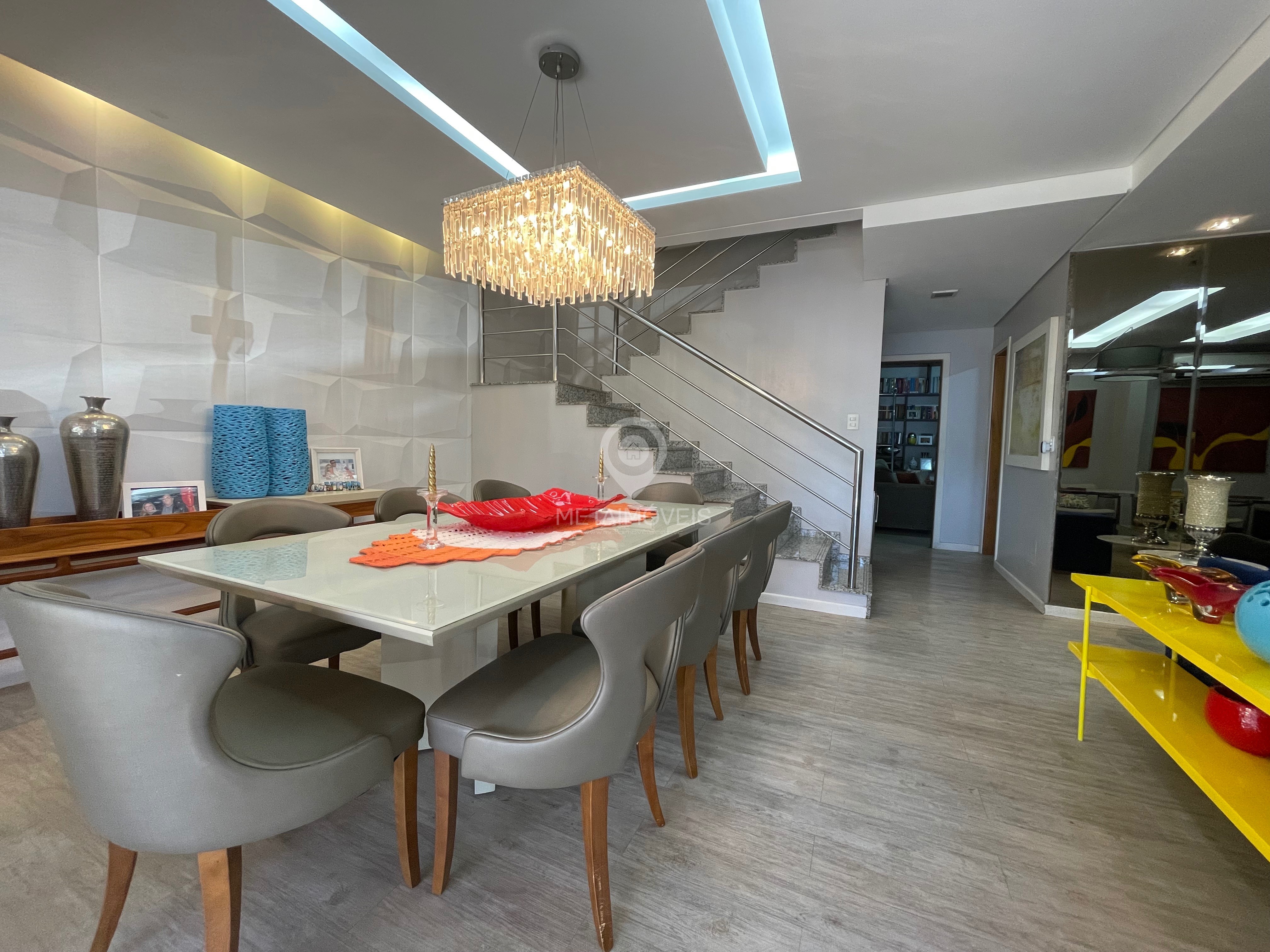 Casa de Condomínio à venda com 4 quartos, 228m² - Foto 4